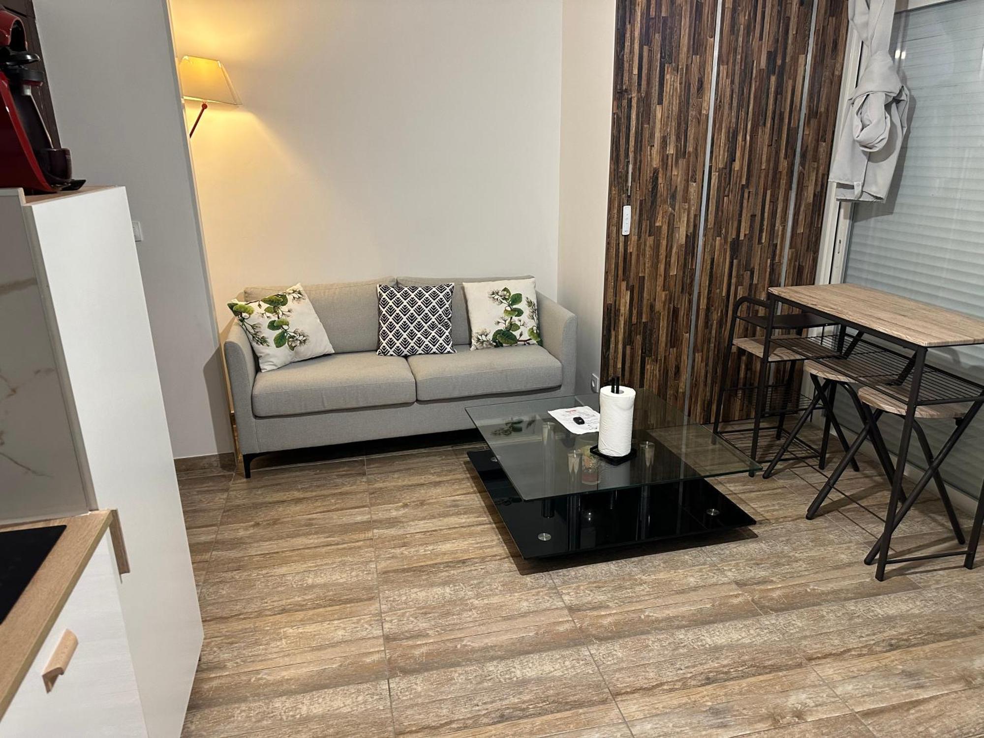 Prive Dans Appartement